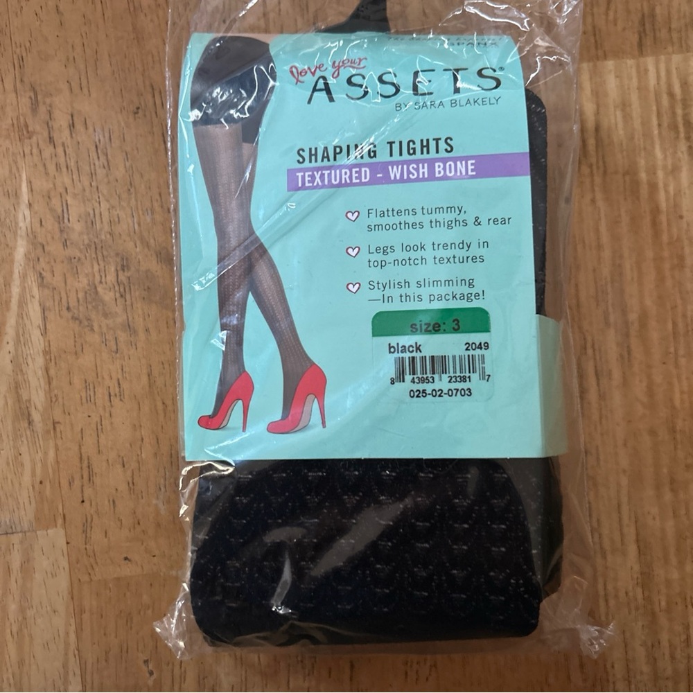 Spanx  Black Shaping Tights size 3. Textured wishbone